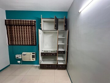 2 BHK Apartment For Sale in Vatika INXT Emilia floors, Sector 82