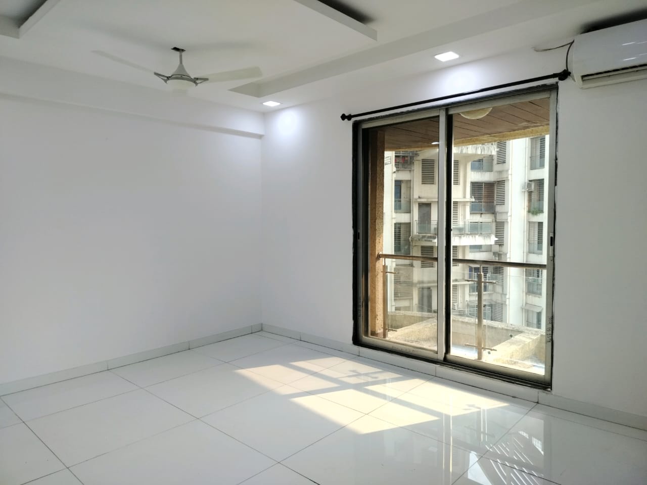 3 BHK + Extra Room Apartment For Sale in L And T Seawoods Residences
