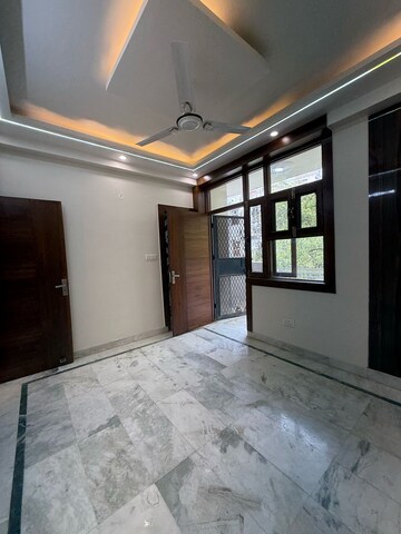 2.5 BHK Apartment For Rent in Himalaya Tower, Ahinsa Khand 1