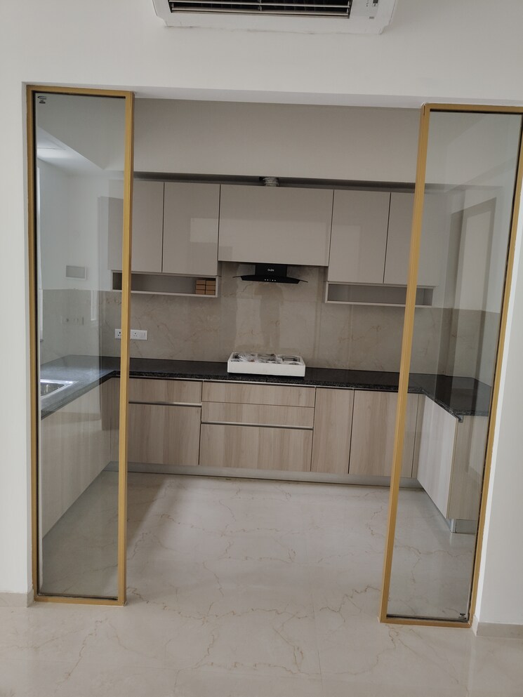 Kitchen, smart-world-orchard 3 Bedroom 1440 Sq.Ft. Apartment In Sector 61 Gurgaon 8558371