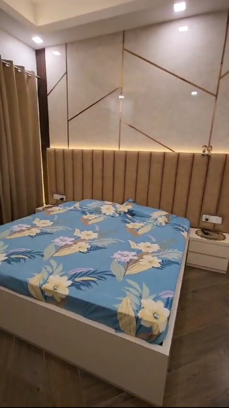 Bedroom, uchdpl-veridia-oakwood-enclave 4 Bedroom 2385 Sq.Ft. Apartment In Wave City Ghaziabad 8558641