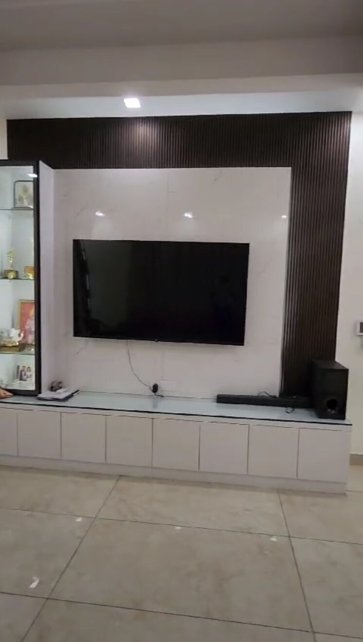 undefined, uchdpl-veridia-oakwood-enclave 4 Bedroom 2385 Sq.Ft. Apartment In Wave City Ghaziabad 8558641