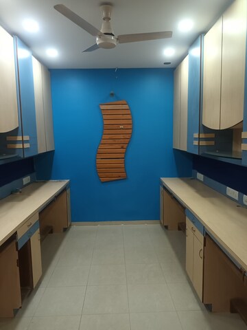  Office Space For Rent in Borivali West