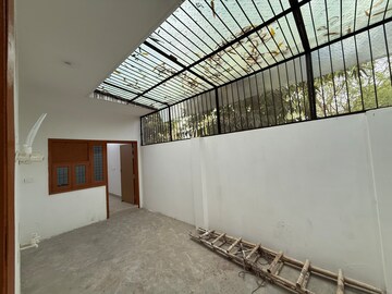 2 BHK Independent House – Exterior View View at Sector 44 - for Rent