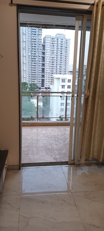 Room in 3 BHK Apartment at Rachana Gold Coast, Pashan – for Rent