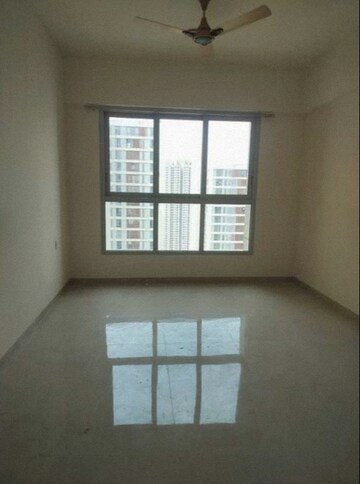 Room in 2 BHK Apartment at Piramal Vaikunth Vijit, Balkum Pada – for Rent
