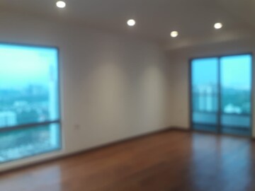 Room in 4 BHK Apartment at Jayabheri The Peaks, Narsingi – for Rent