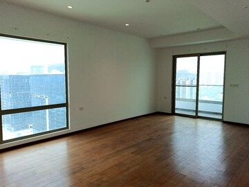 Room in 4 BHK Apartment at Jayabheri The Peaks, Narsingi – for Rent