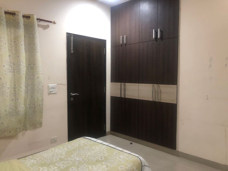 Master Bedroom, old-dlf-colony 4 Bedroom 250 Sq.Yd. Independent House In Sector 14 Gurgaon 8513222