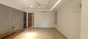 Room in 4 BHK Apartment at Jayabheri The Peaks, Narsingi – for Rent