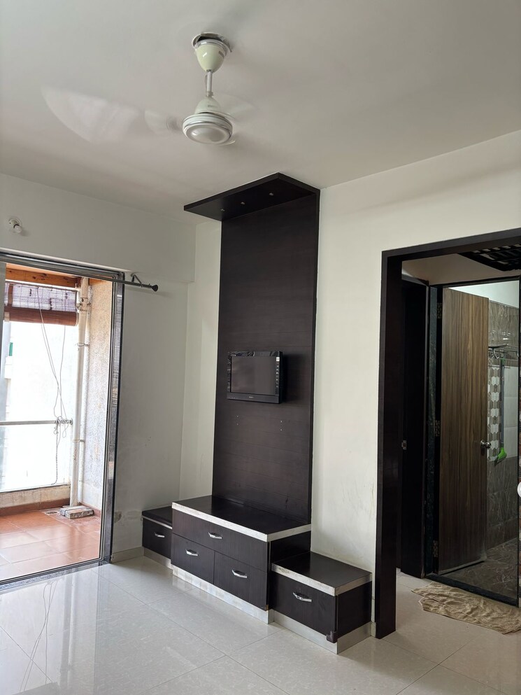 Living Room, ravinanda-skylights 1.5 Bedroom 800 Sq.Ft. Apartment In Wagholi Pune 8558811