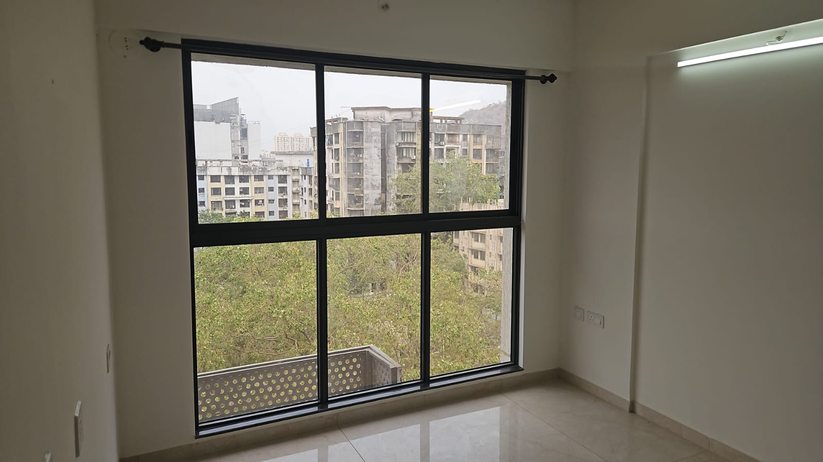2 BHK Apartment For Rent in Rajesh Raj Infinia
