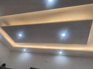 Furnished Amenities in 4 BHK Builder Floor at Saket – for Sale