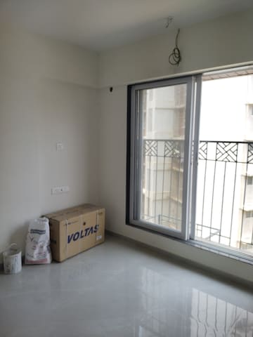 Room in 2 BHK Apartment at Kaveri CHS Ghatkopar, Ghatkopar East – for Rent