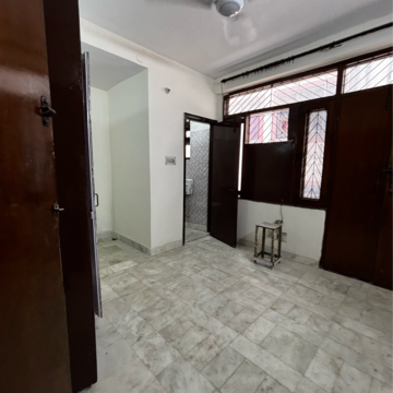 Room in 2 BHK Builder Floor at Malviya Nagar – for Rent