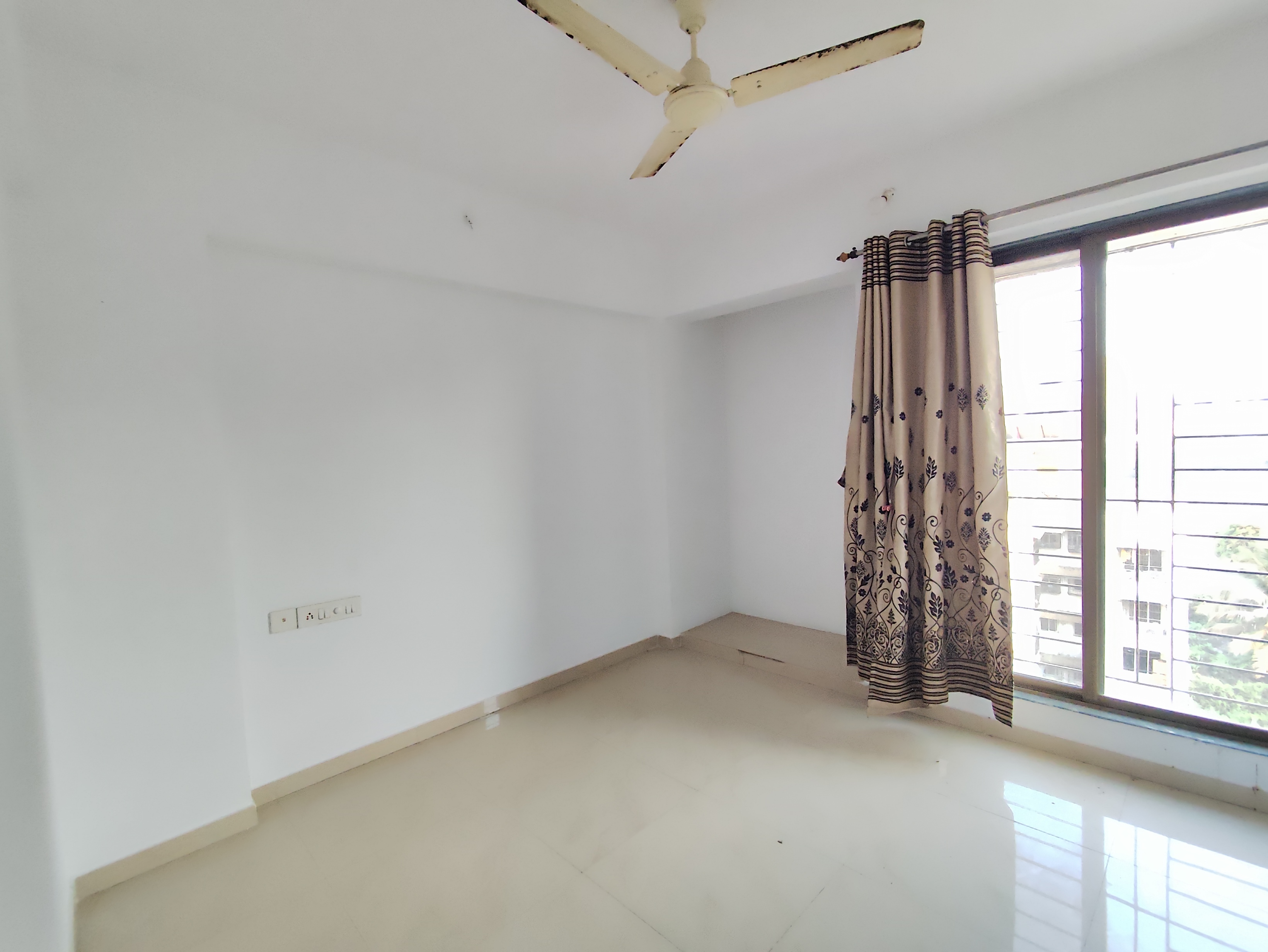 2 BHK 968 Sq.Ft. Apartment in Damji Mahavir Exotica