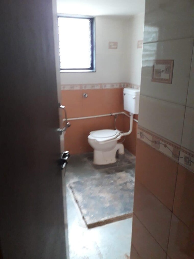 Bathroom, dhankawadi 4 Bedroom 2500 Sq.Ft. Independent House In Dhankawadi Pune 8559013