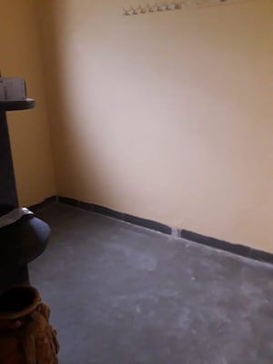 Room in 4 BHK Independent House at Dhankawadi – for Sale