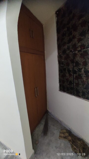 Room in 1 BHK Builder Floor at Mehrauli – for Rent