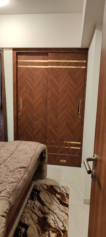 Furnished Amenities in 1 BHK Apartment at Lodha Crown Quality Homes, Majiwada – for Rent