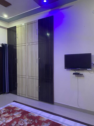 Room in  Pg at Gomti Nagar – for Rent