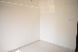 Room in 2 BHK Apartment at Kohinoor Jeeva, Bibwewadi – for Sale