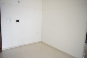 Room in 2 BHK Apartment at Kohinoor Jeeva, Bibwewadi – for Sale