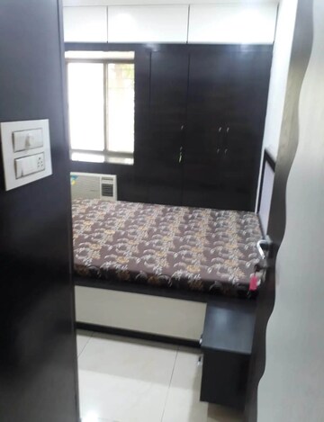 Bedroom in 2 BHK Apartment at Jasmine Tower, Vasant Vihar – for Rent