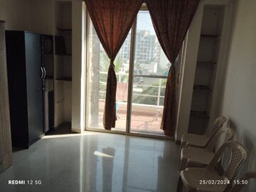 Master Bedroom in 2 BHK Apartment at Gulmohar Helios, Kharadi – for Rent