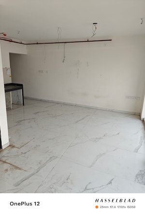 Room in Studio Apartment at Level The Residences, Andheri West – for Sale