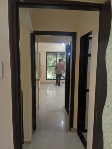 2 BHK Apartment For Rent in Silver Residency Borivali, Borivali West