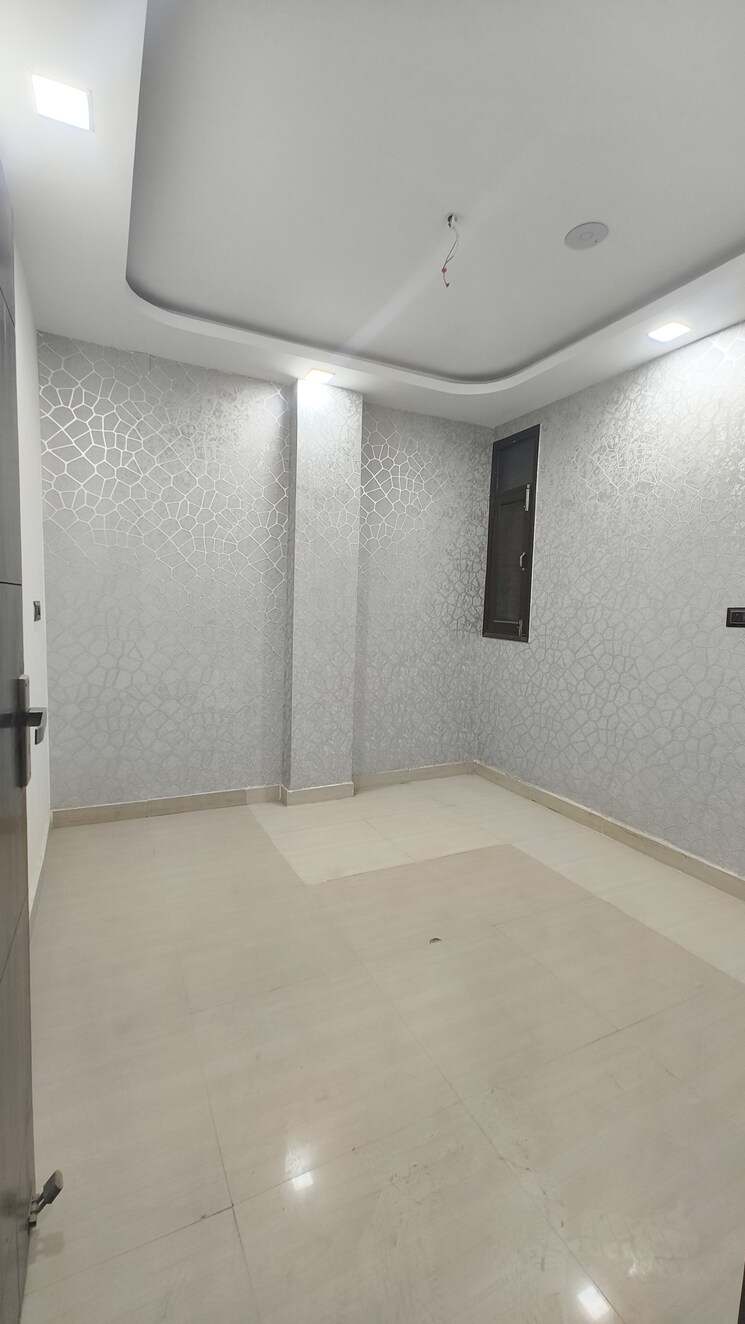 Room, govindpuri 3 Bedroom 900 Sq.Ft. Builder Floor In Govindpuri Delhi 8559138
