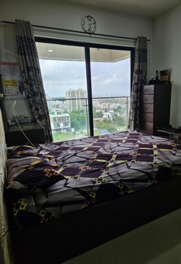 Bedroom in 3 BHK Apartment at Parmar Garden, Wanwadi – for Rent