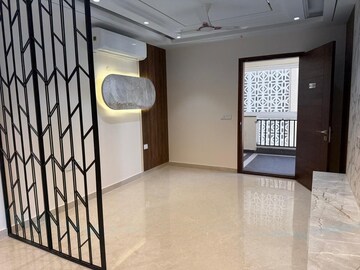 Room in 4 BHK Apartment at Jayabheri The Peaks, Narsingi – for Rent