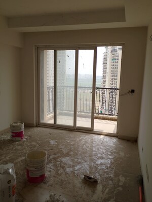 Room in 3 BHK Apartment at ATS Triumph, Sector 104 – for Sale