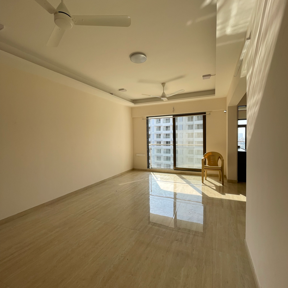 3 BHK 941 Sq.Ft. Apartment in Je And Vee Om Trimurti