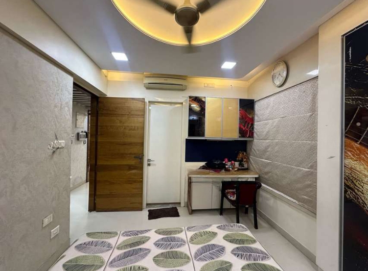 3 BHK + Pooja Room Apartment For Sale in Lodha Luxuria