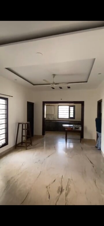 2 BHK Independent House For Rent in Sector 12