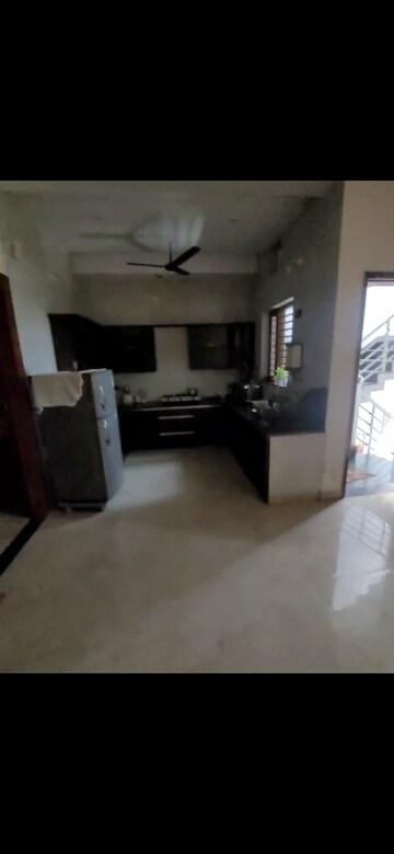 2 BHK Builder Floor For Rent in Sector 15