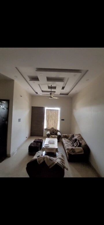Living Room in 2 BHK Builder Floor at Sector 15 – for Rent