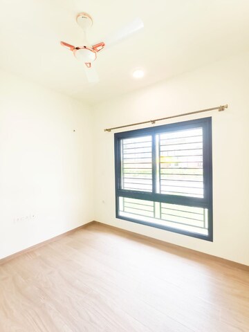 Room in 3 BHK Apartment at Sobha City Gurgaon, Sector 108 – for Rent