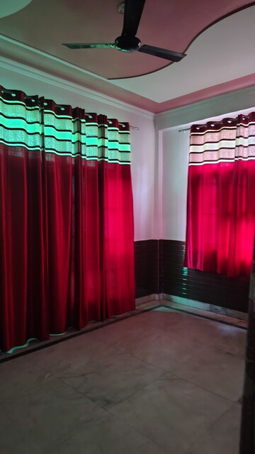 3 BHK Apartment For Rent in Shri Laxmi Celebration Residency, Vasundhara Sector 2b