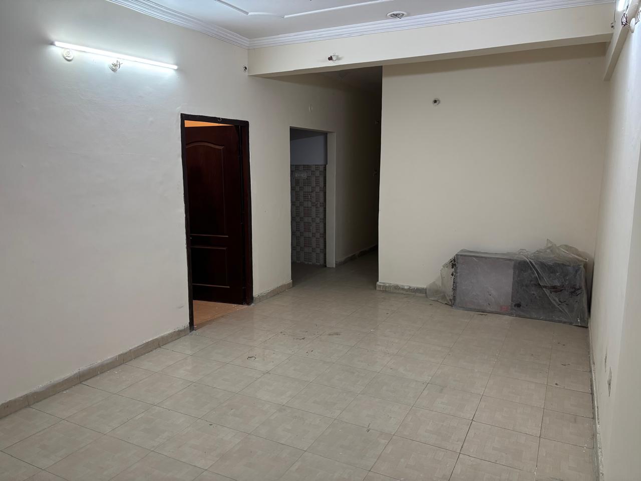 3 BHK Apartment For Sale in Paradise Apartment