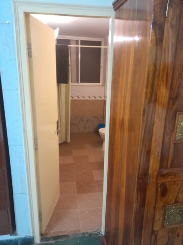 Building Lobby in 4 BHK Apartment at Parsvnath Srishti, Sector 93 – for Sale