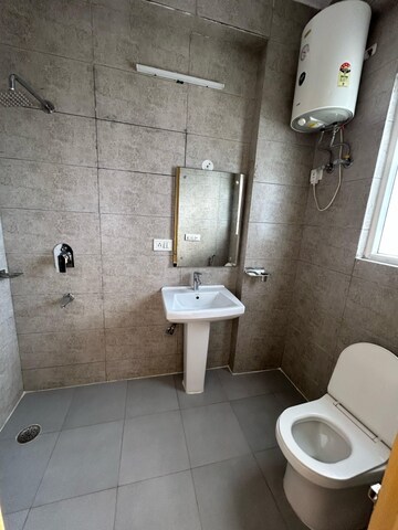 Bathroom in 2 BHK Builder Floor at Sector 46 – for Rent