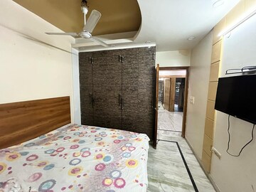 Room in 2 BHK Apartment at AS Tower, Sector 45 – for Rent