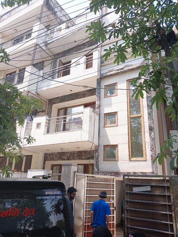 6+ BHK Villa For Rent in Aghapur