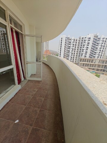 Balcony in 3 BHK Apartment at Raheja Vedaanta, Sector 108 – for Rent