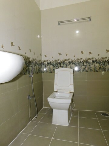Bathroom in 3 BHK Apartment at Hydernagar – for Rent