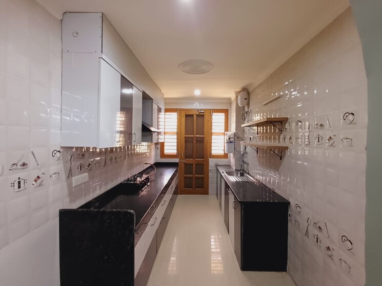 Kitchen, sushant-lok-3 3 Bedroom 263 Sq.Yd. Builder Floor In Sector 57 Gurgaon 8559615